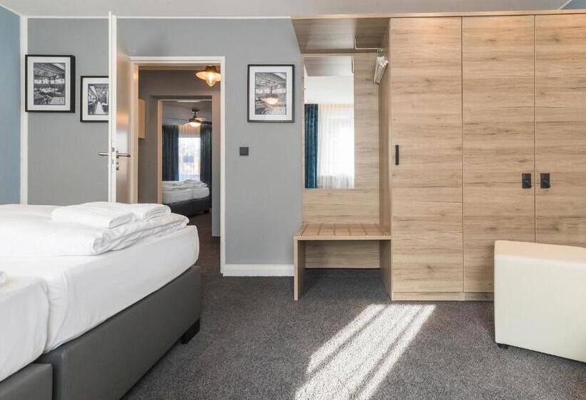 Riverview Apartments By Daspaul