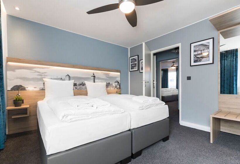 Riverview Apartments By Daspaul