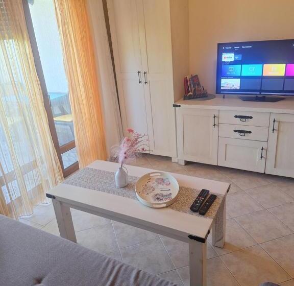 Santa Marina Apartaments  Karina 1