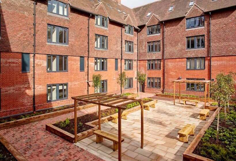 旅馆 Stylish Rooms And Studios   Coventry   Campus Accommodation