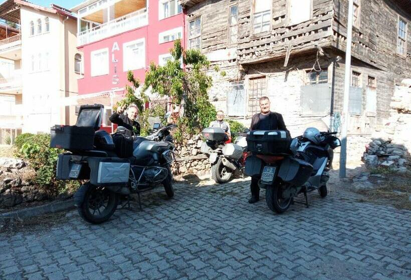 مبيت وإفطار Ali S Pension