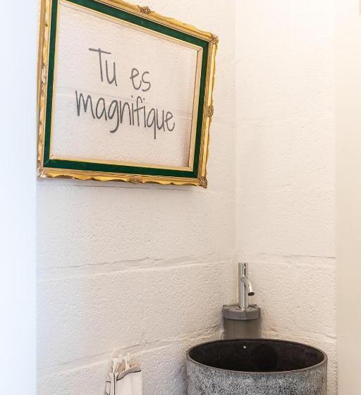 ベッドアンドブレックファースト Le Garage