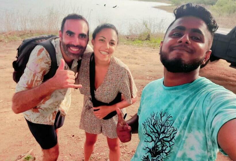 مبيت وإفطار Shaggy S Nature Lodge