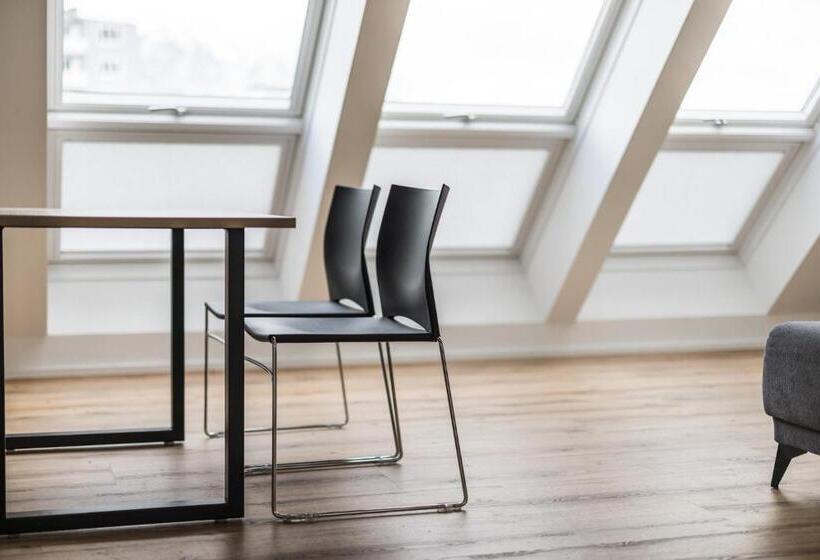 Myquartier Central City Suites