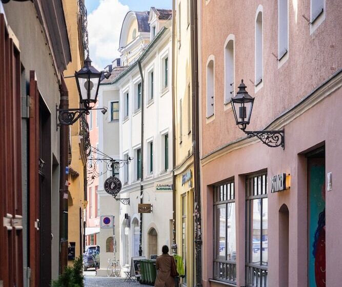 Elaya Hotel Regensburg City Center