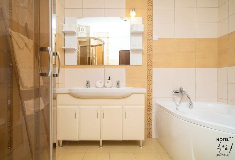 فندق Art E Boutique Rooms