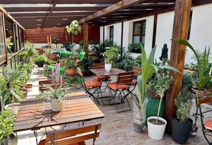 فندق Art E Boutique Rooms