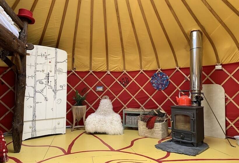 فندق Dragon Orchard Retreat