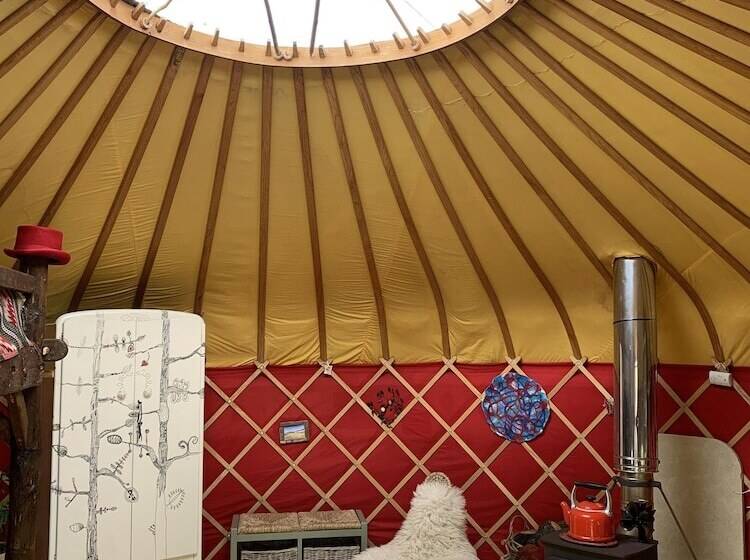 فندق Dragon Orchard Retreat