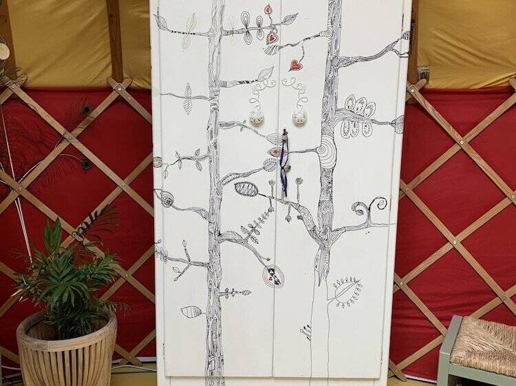 فندق Dragon Orchard Retreat