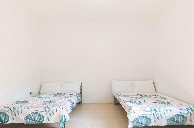 هتل Dreiven Residences Sta. Mesa