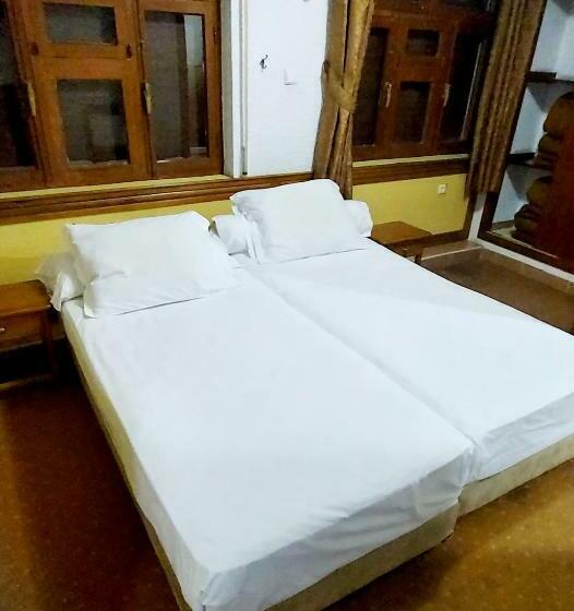 בית מלון כפרי Hôtel National