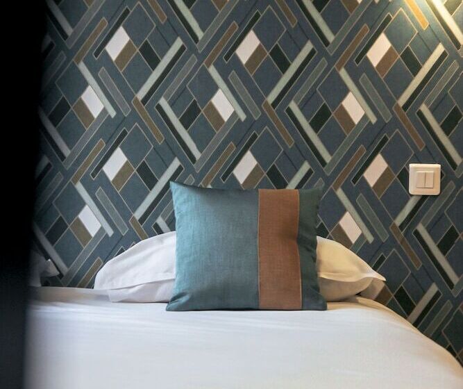 ホテル Le Petit Perier