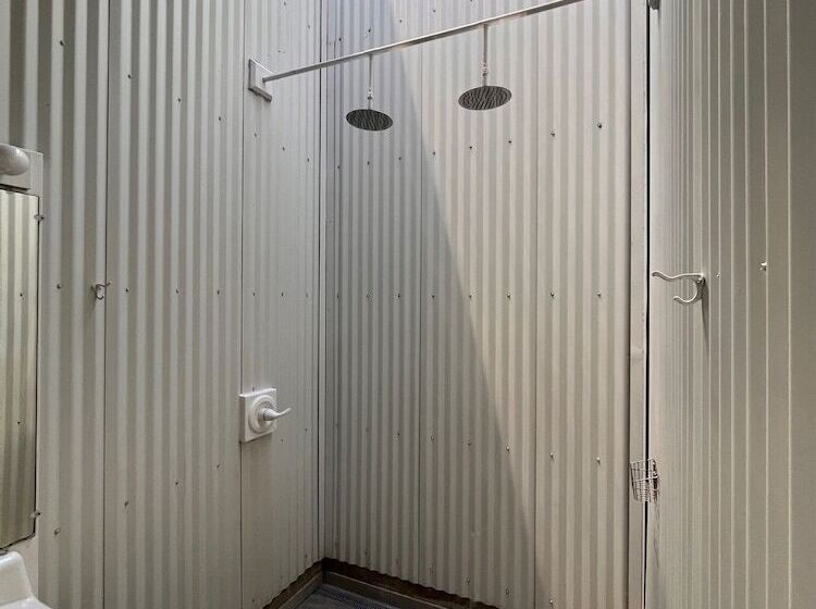 فندق Lopez Farm Cottages & Tent Camping