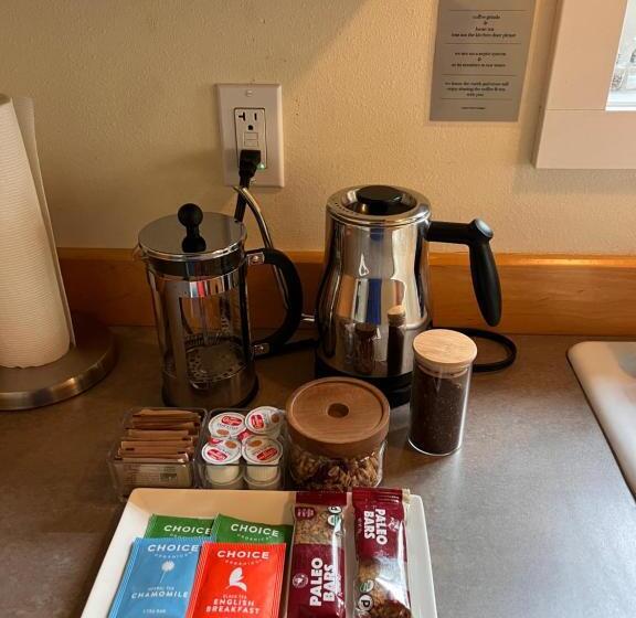 فندق Lopez Farm Cottages & Tent Camping