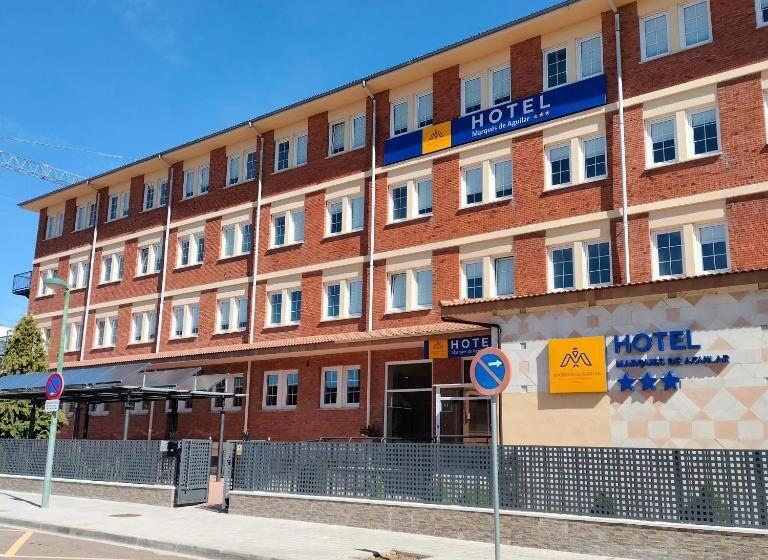 Отель Marques De Aguilar