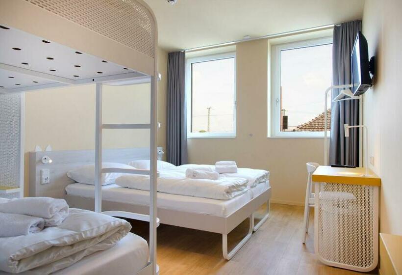 Meininger Hotel Bremen Hauptbahnhof