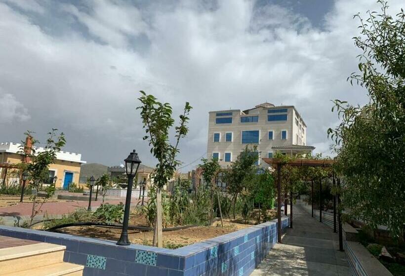 فندق Mountain Palace