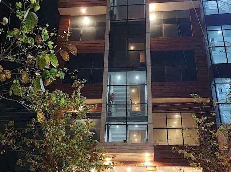 酒店 Treebo Silver Stallion