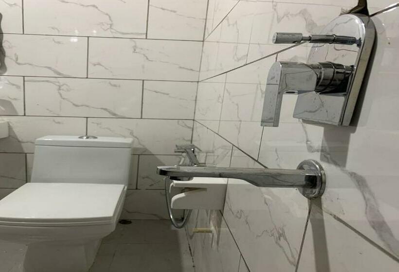 בית מלון כפרי Oyo 85940  Aartic