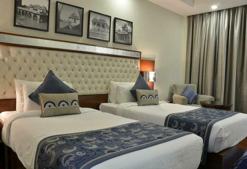 The Lal Vilas Hotels