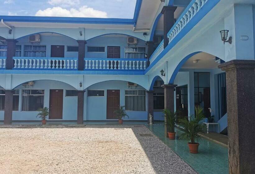 فندق Y Restaurante El Marino