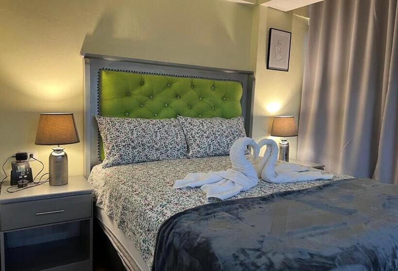 María Bonita Higüey, Apartments