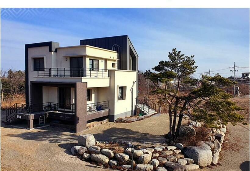 ペンション Gilson Guesthouse