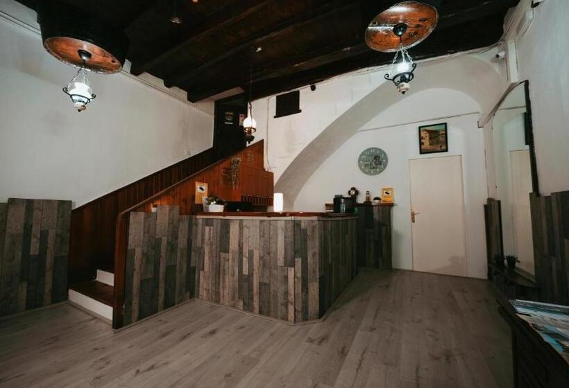 펜션 Hostal La Premsa