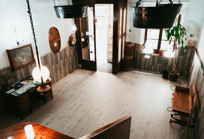 펜션 Hostal La Premsa