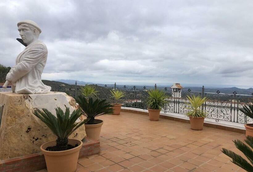 بنسيون La Flor Del Paraíso