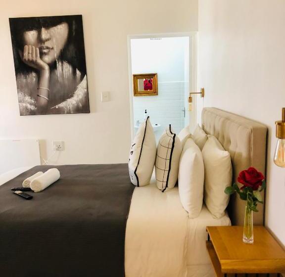 צימר Bluebanana Lodge