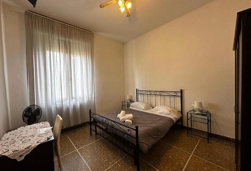 تختخواب و صبحانه Holiday Pisa Gare 2