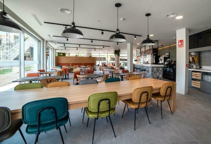 Отель Bed4u Santander