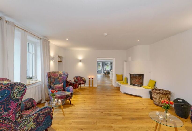 Harz Urlaubs Alm Hotel & Ferienhäuser