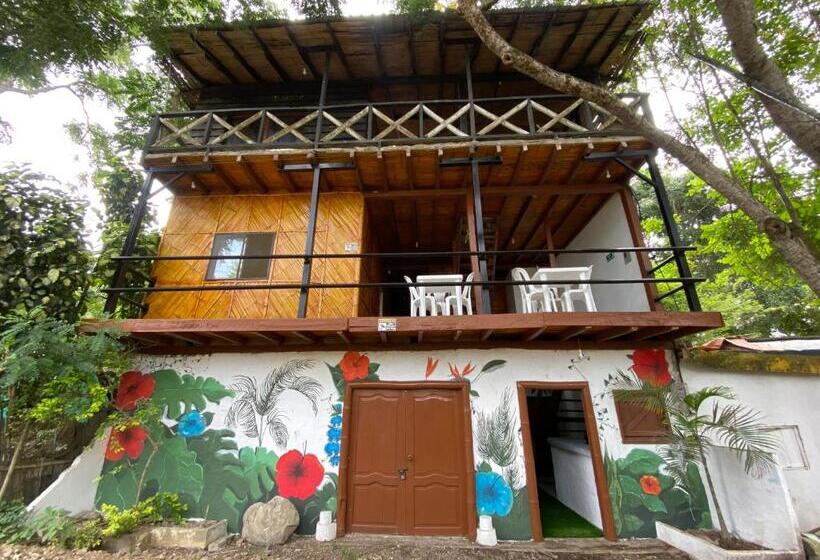 فندق Check Inn Olón