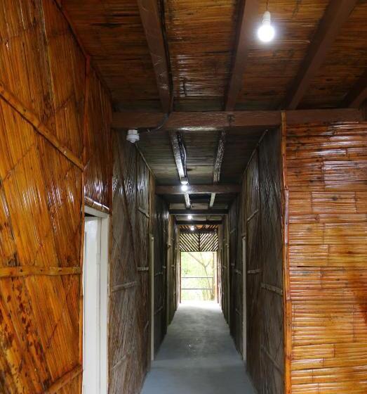 فندق Check Inn Olón