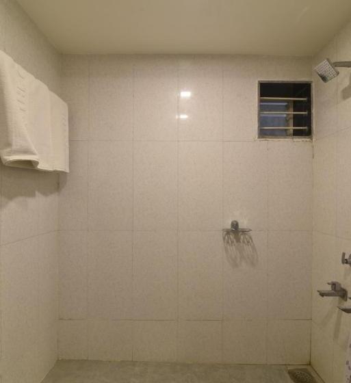 בית מלון כפרי Clove