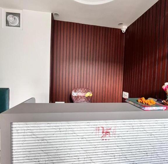 בית מלון כפרי D Socialz Hostel