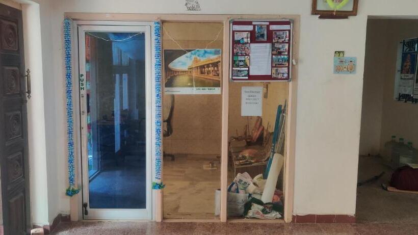 בית מלון כפרי Daya Dharma Residency