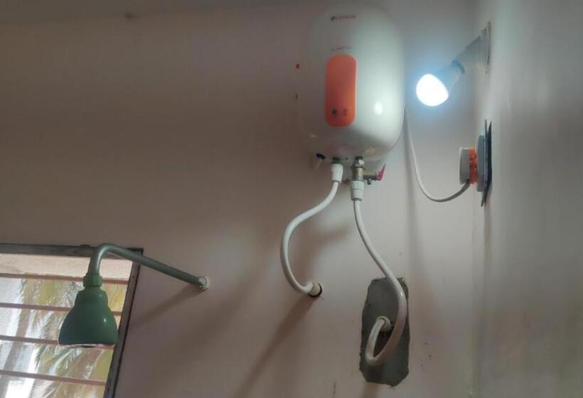 בית מלון כפרי Daya Dharma Residency