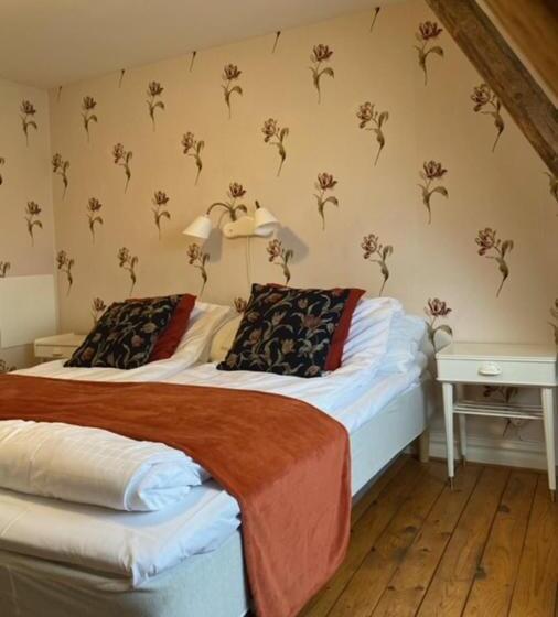 فندق Hammenhögs Gästgivaregård