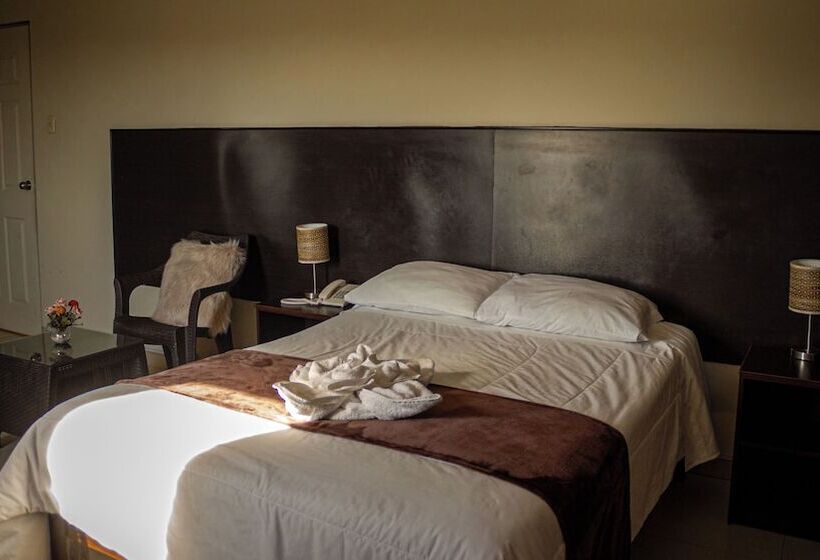 בית מלון כפרי Montecristo