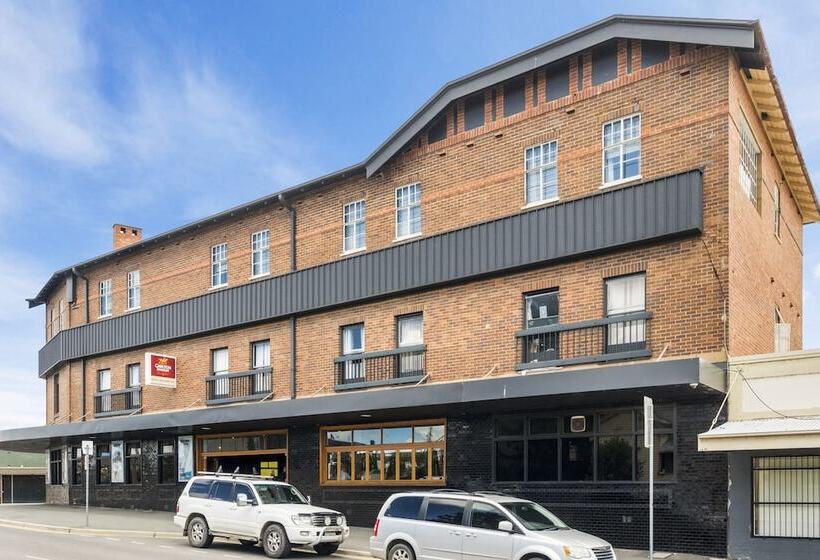 هتل Queanbeyan Canberra