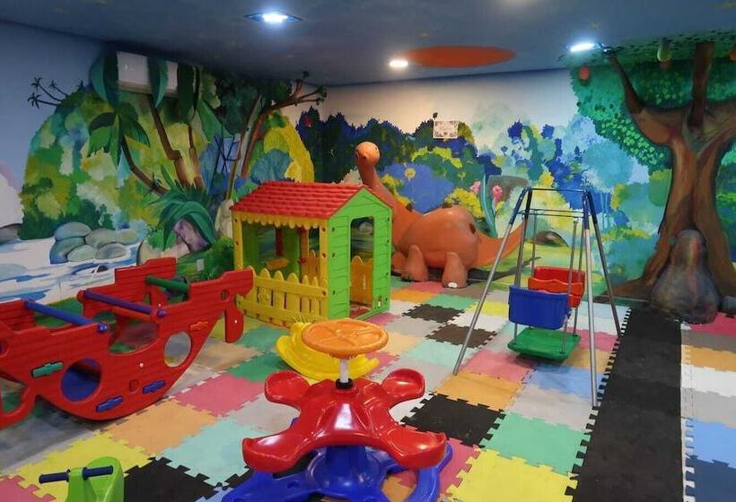 בית מלון כפרי Recanto Dos Dinossauros