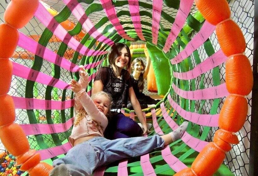 בית מלון כפרי Recanto Dos Dinossauros