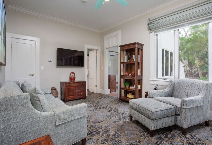 فندق Shangrila Springs