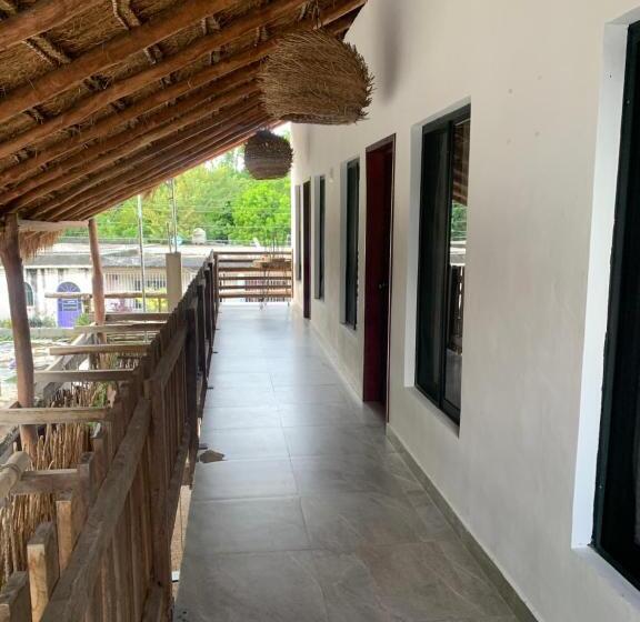 Отель Soi Bacalar