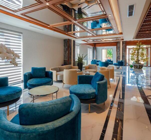 هتل The Tahiti Beach