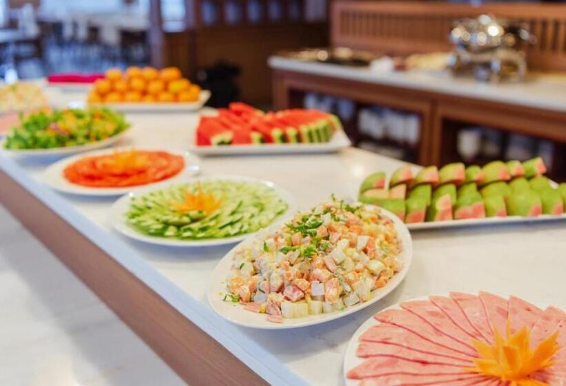 هتل The Tahiti Beach